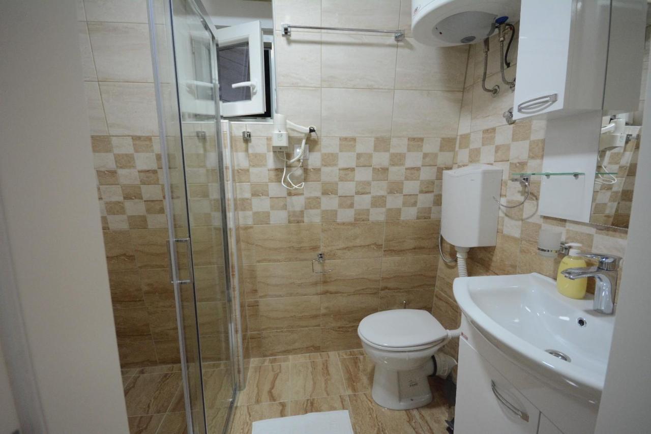 Cvetkovic Lux Аpartmani & Free Garaza Διαμέρισμα Vrnjačka Banja Εξωτερικό φωτογραφία